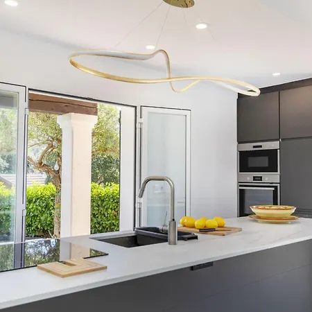 Dom wakacyjny Lola By Interhome Tossa de Mar